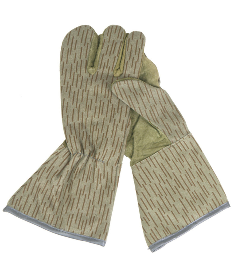 EAST GERMAN STRICHTARN CAMO 3-FINGER GLOVES