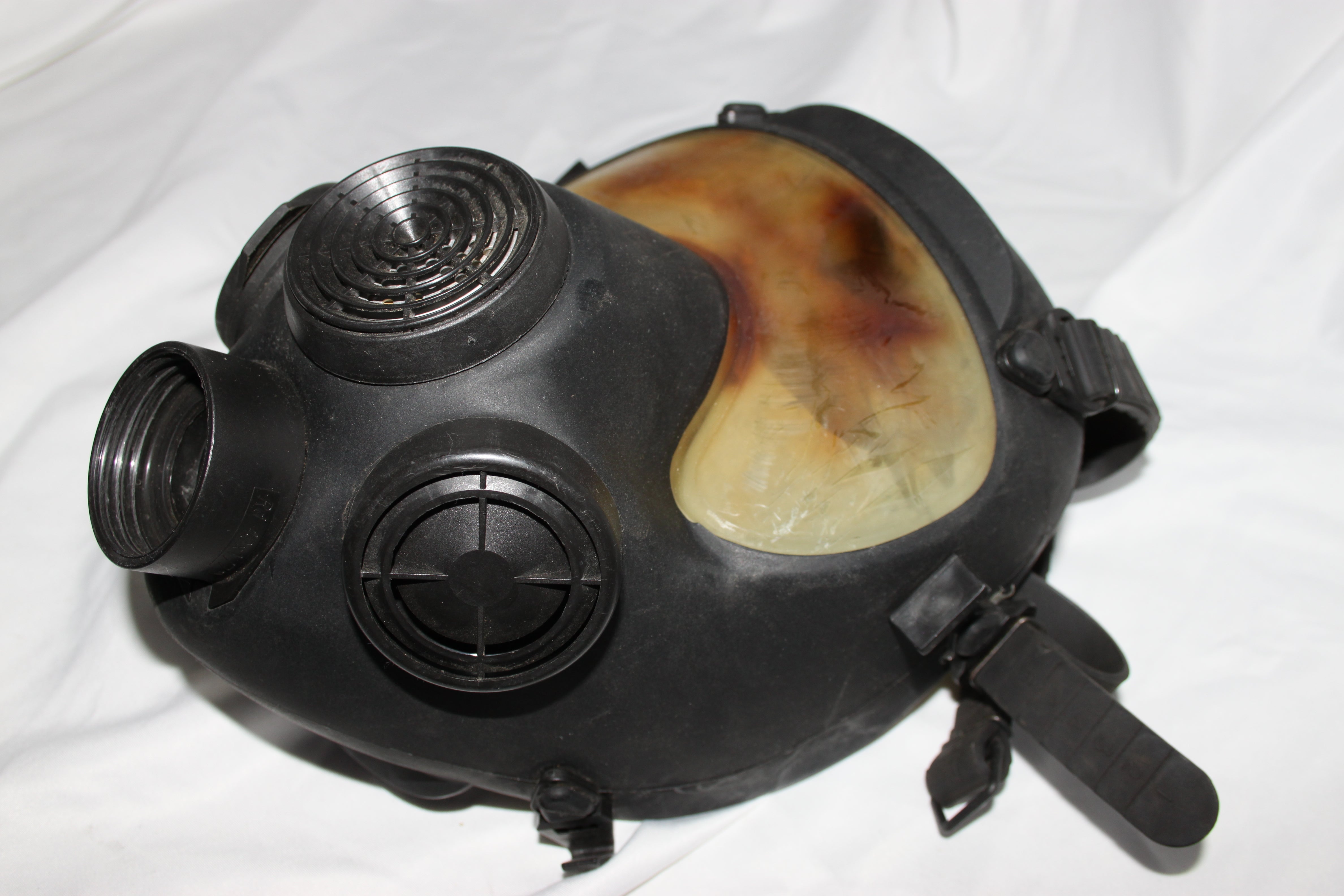 Polish Maskpol Military MP5 Gas Mask Size Large (2) Defective
