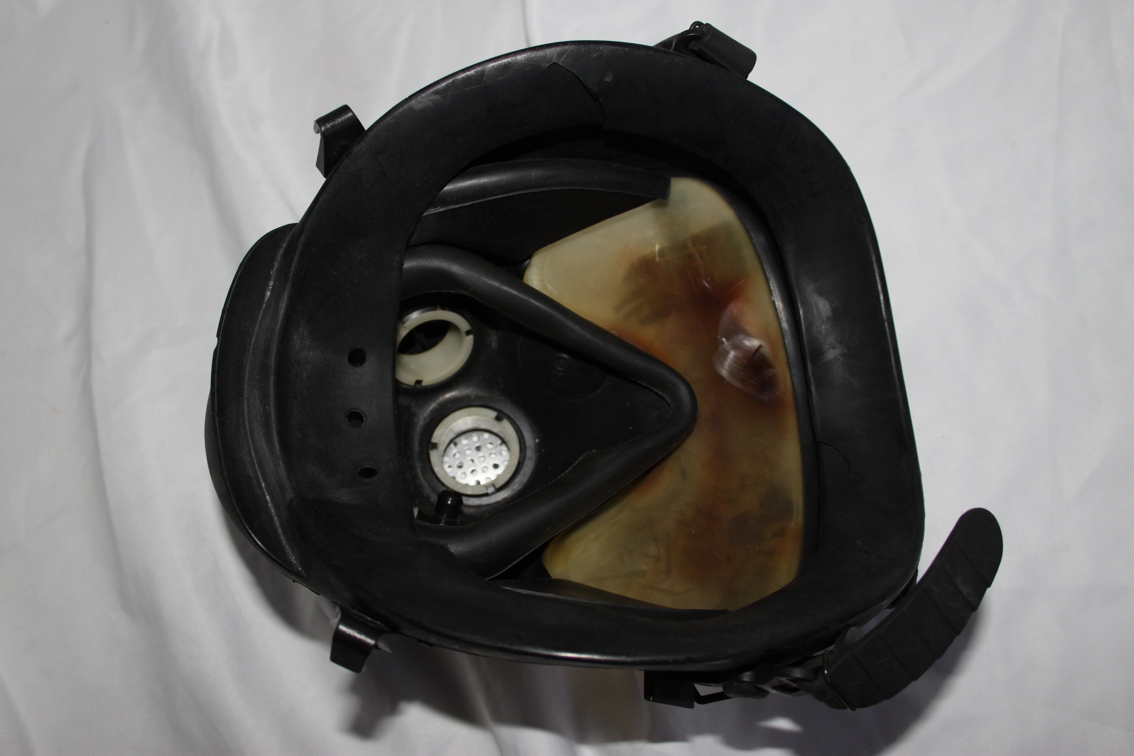 Polish Maskpol Military MP5 Gas Mask Size Large (2) Defective