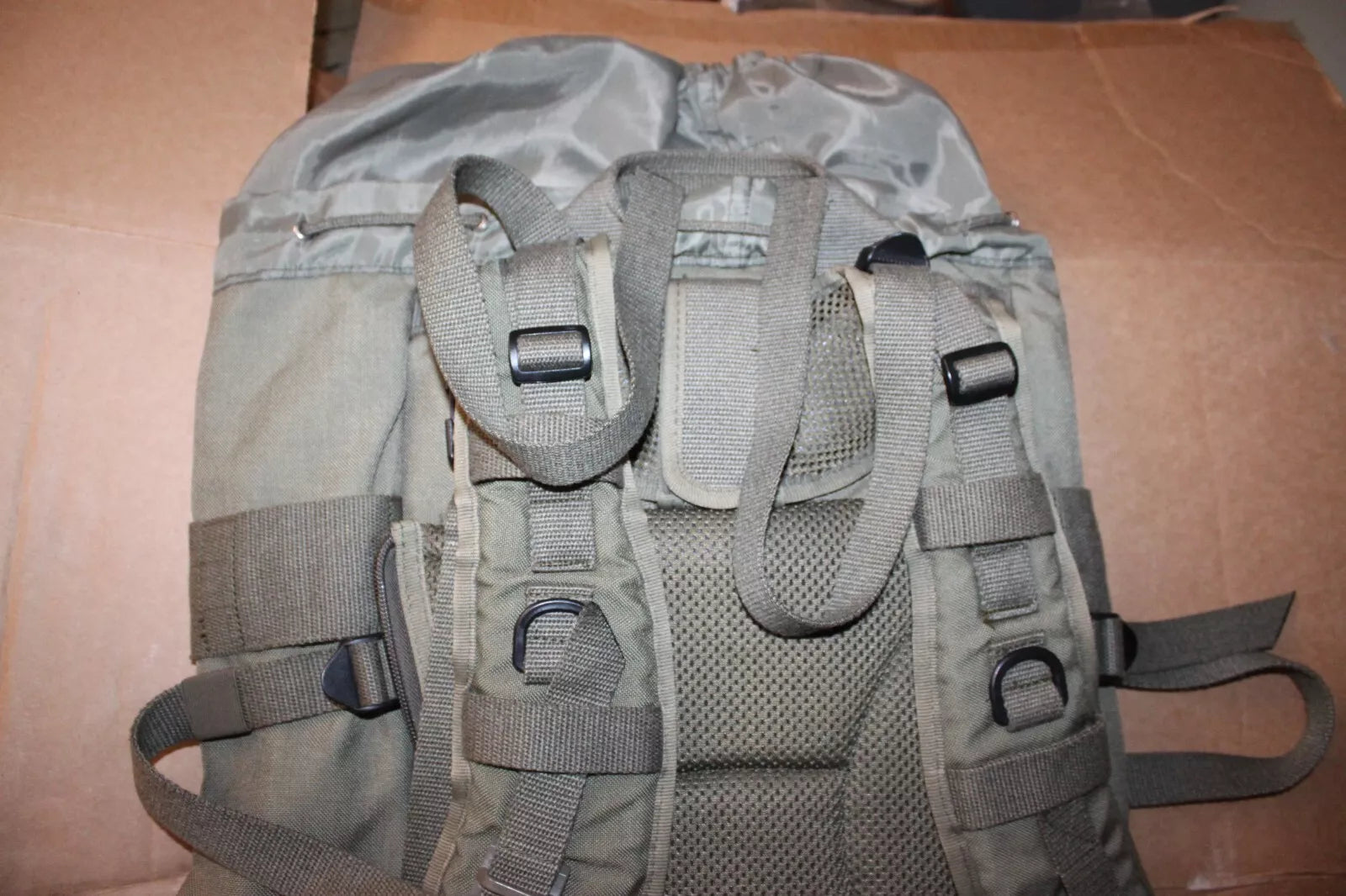 Austrian Military Alpine Backpack- One Working Shoulder Strap No Lid