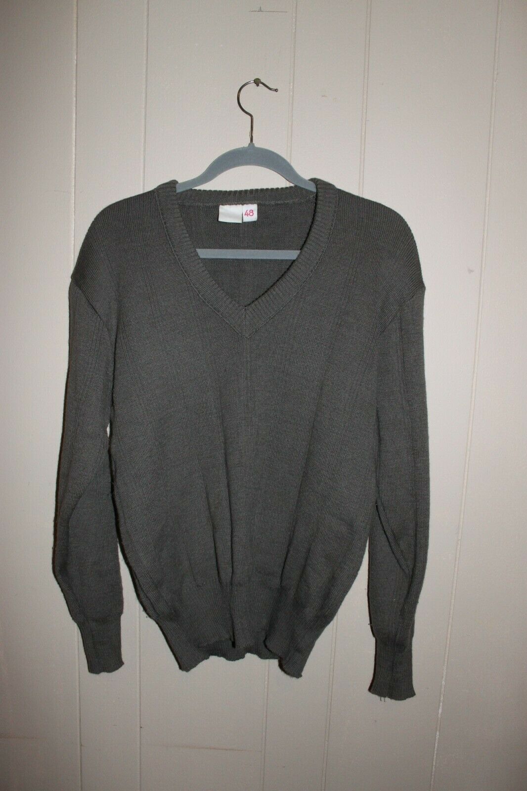 European Military Vintage V-Neck Men's Wool Sweater Officers Dress 48 Medium-Lrg (SWA1)