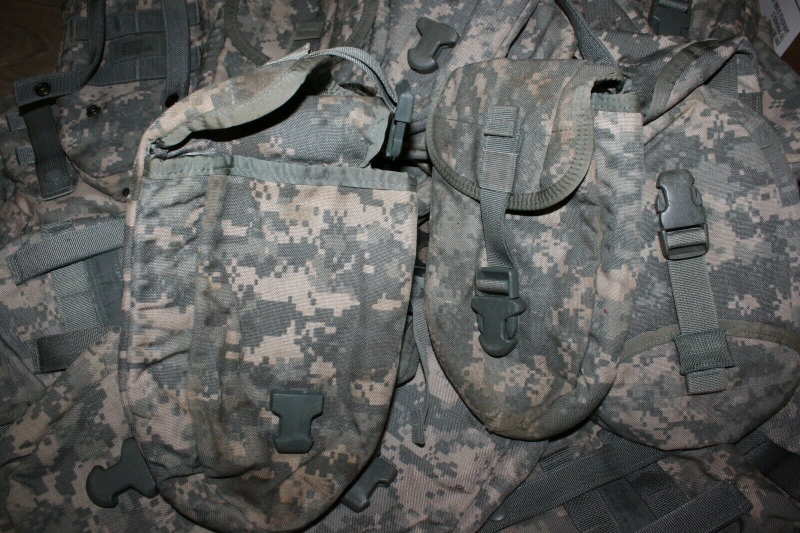 (2) MOLLE Entrenching Tool E-Tool Carrier Pouch ACU Camo First Aid Fanny Pack USA