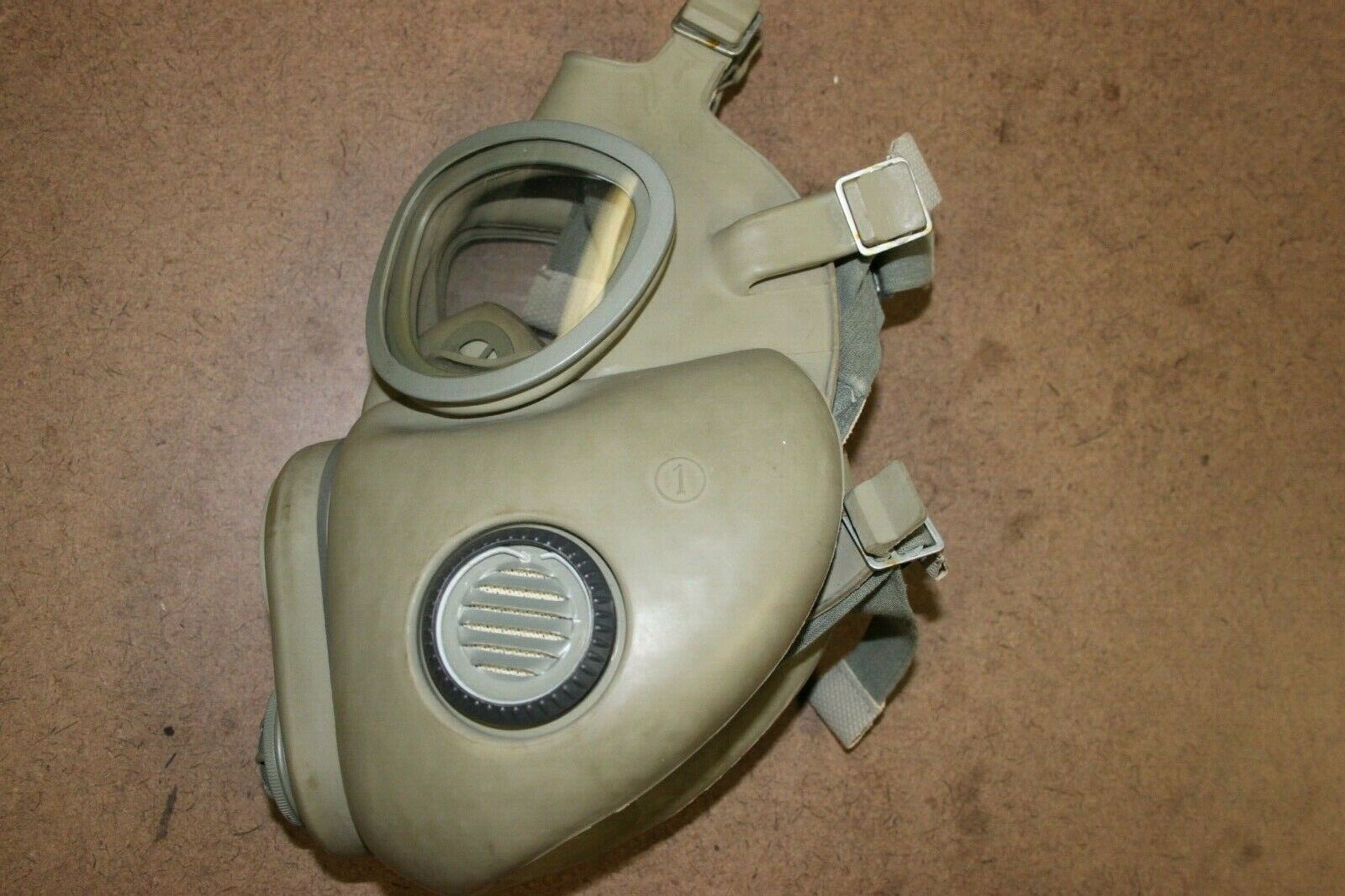 FADED/DISCOLORED USED CZECH M10 GAS MASK WITH INLETS AND FILTERS LOTZ5