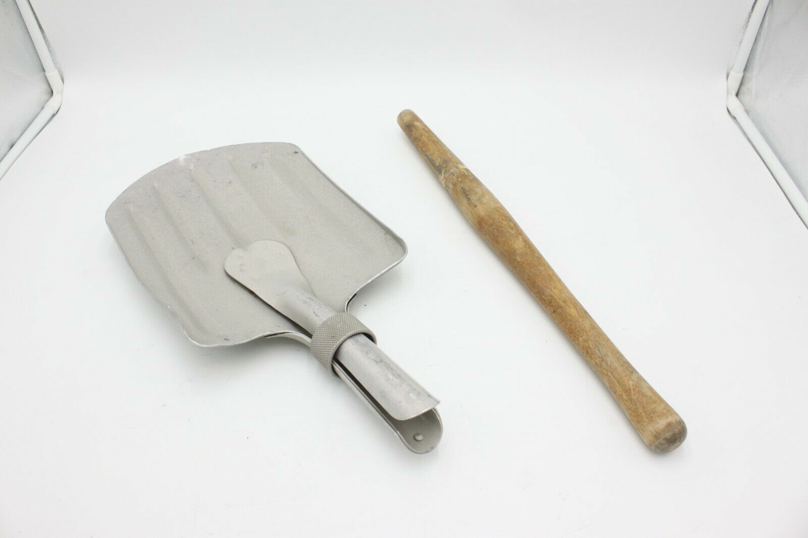 Swiss Military M4353 Wood Handle Surplus Snow 26.25" Shovel Lightweight Camping