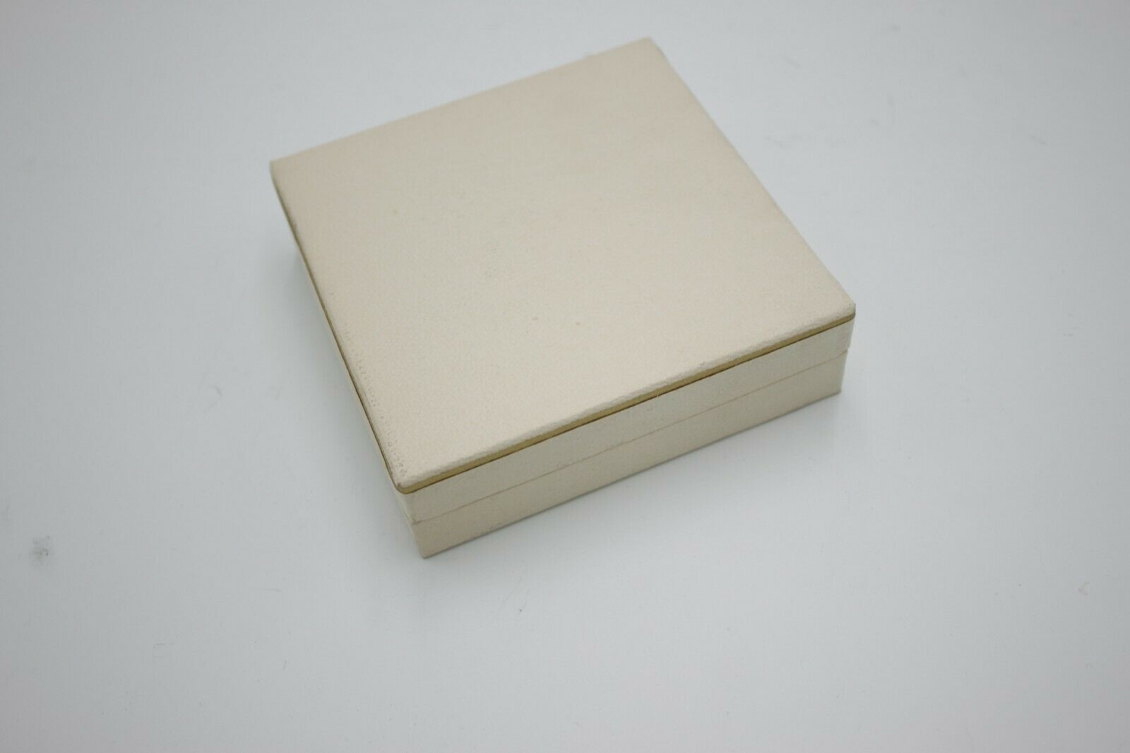 East German 1953-1988 Table Medal Presentation Case ONLY Medal Coin Insignia MDI