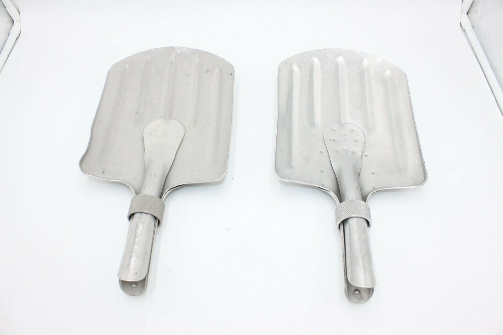 Swiss Military M4353 Wood Handle Surplus Snow 26.25" Shovel Lightweight Camping