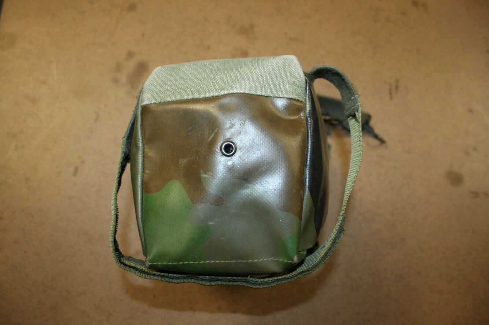 Authentic Military Polish Army Pack Gas Mask Bag Tool Camera Sack Camo Pouch
