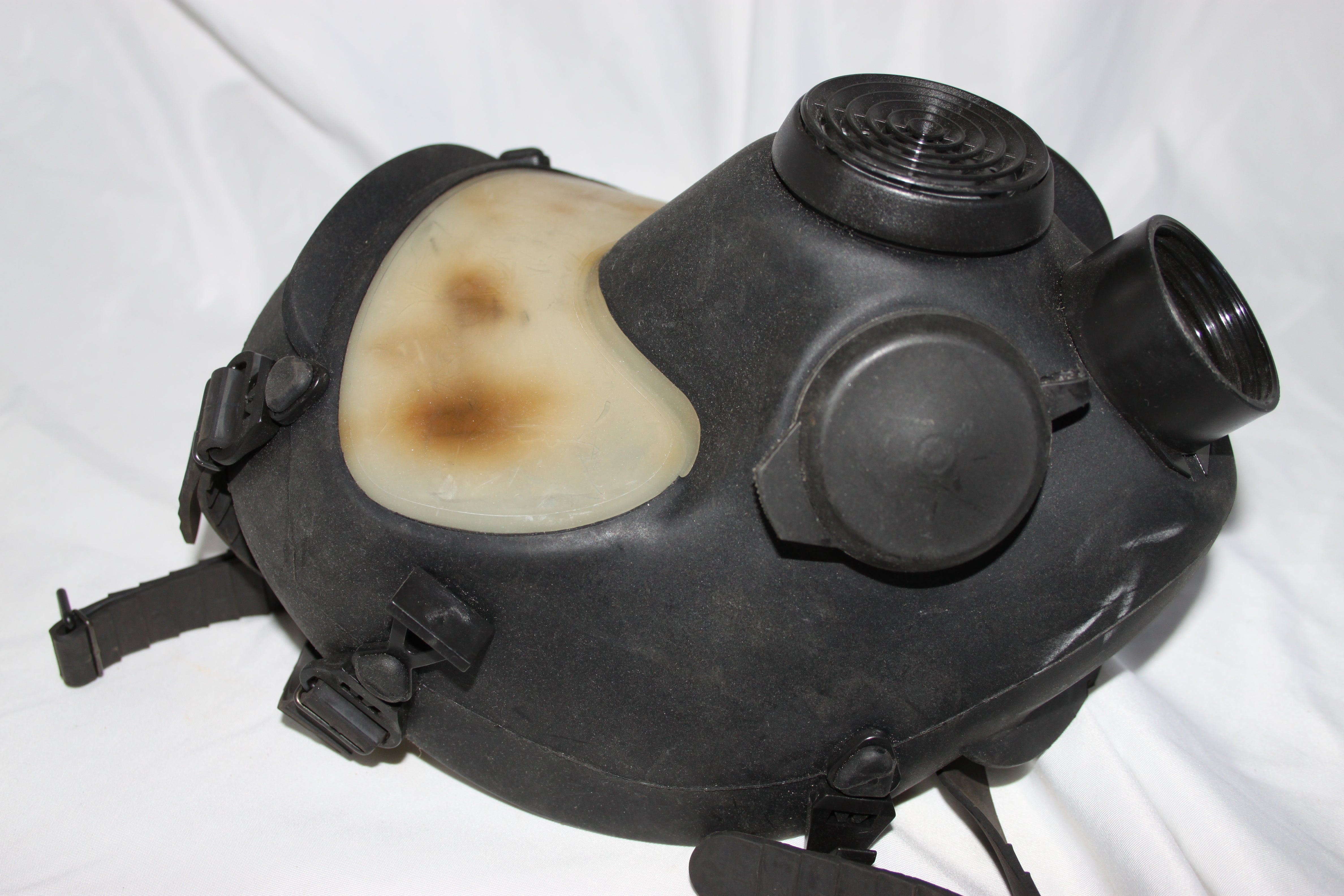 Polish Maskpol Military MP5 Gas Mask Size Large (2)