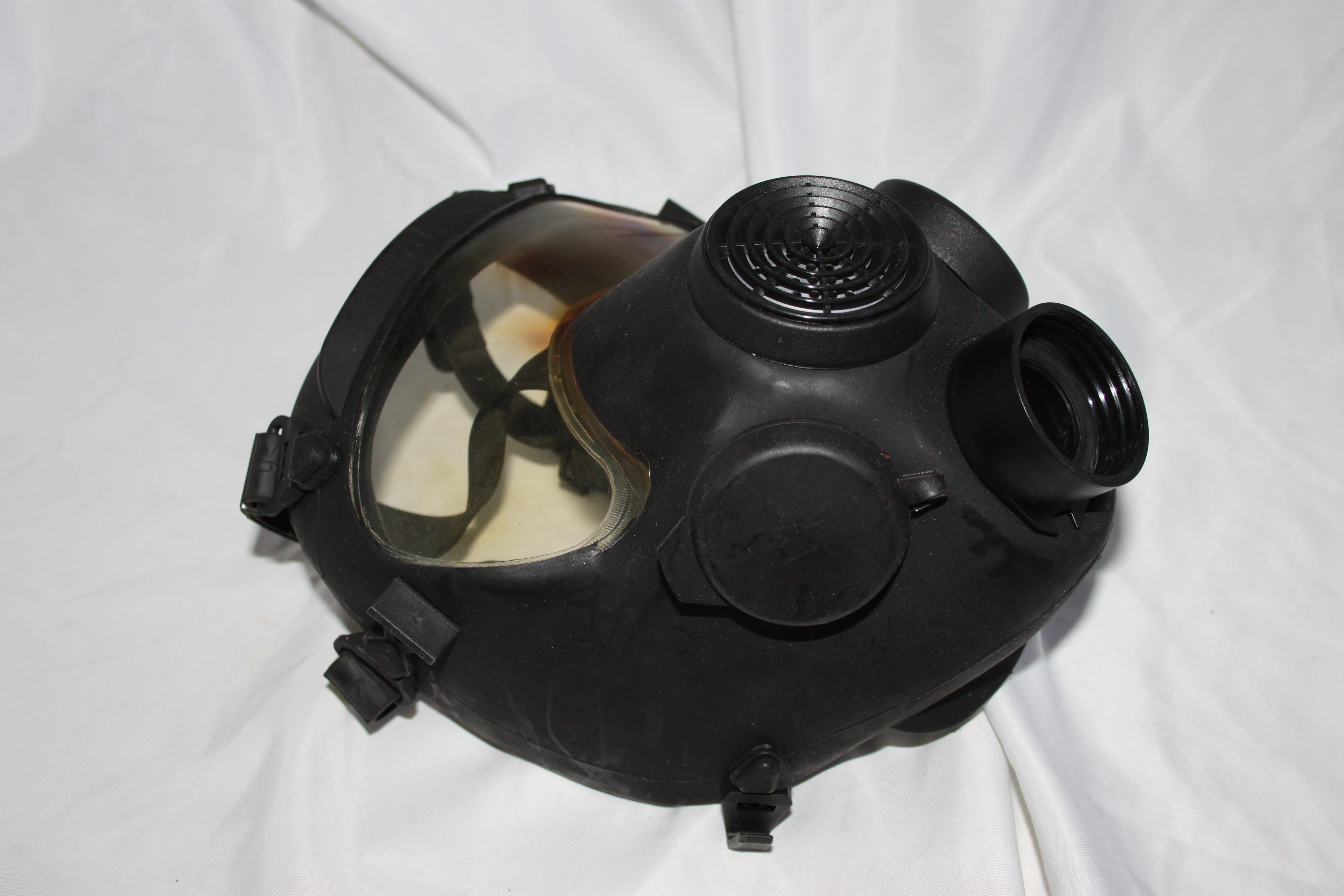 Polish Maskpol Military MP5 Gas Mask Size Large (2)