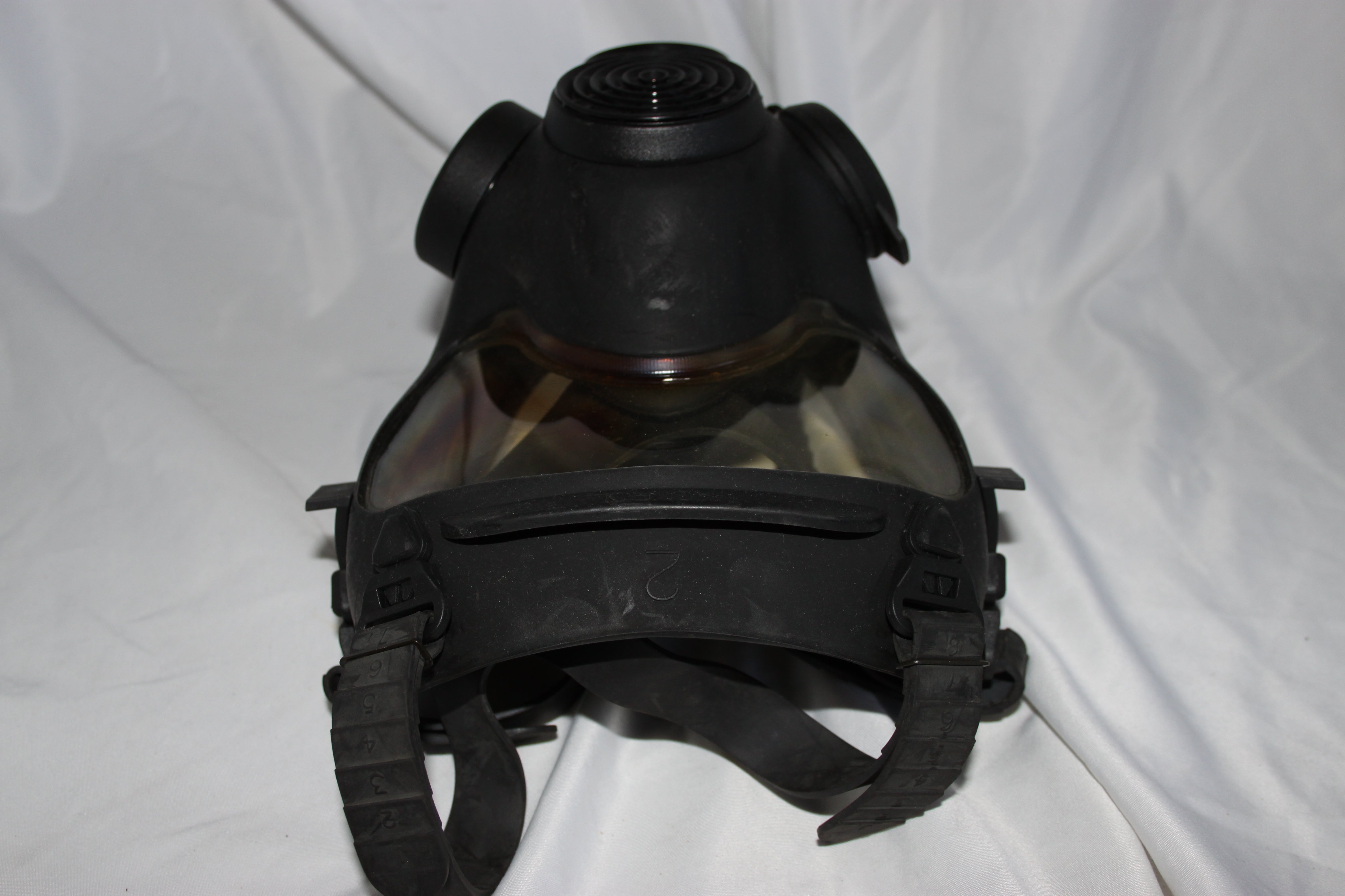 Polish Maskpol Military MP5 Gas Mask Size Large (2)