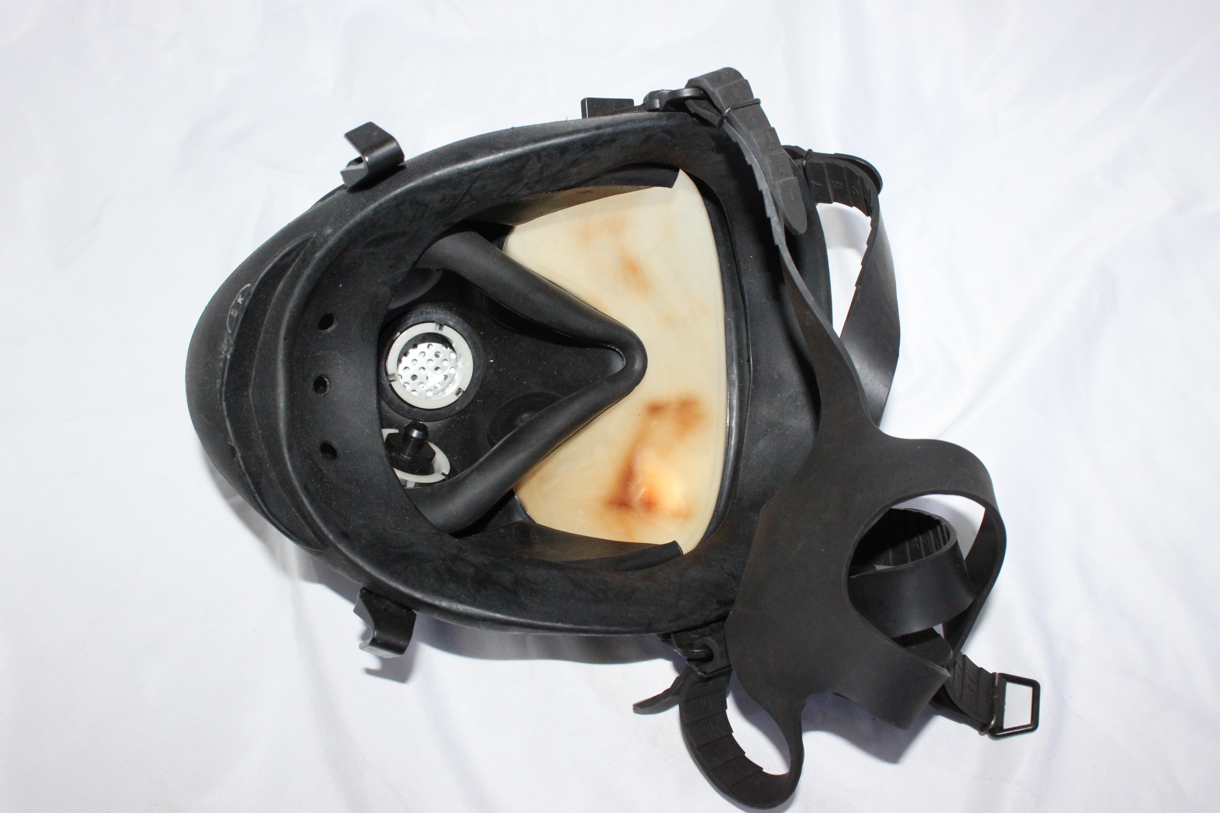 Polish Maskpol Military MP5 Gas Mask Size Medium (3)