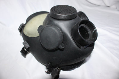 French Military ARF-A Gas Mask Size Medium (3)