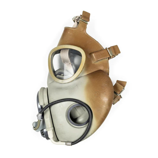 USED FADED/DISCOLORED CZECH M10M GAS MASK