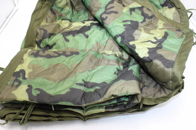 Unissued US Military M81 Woodland Camo Poncho Liner Woobie