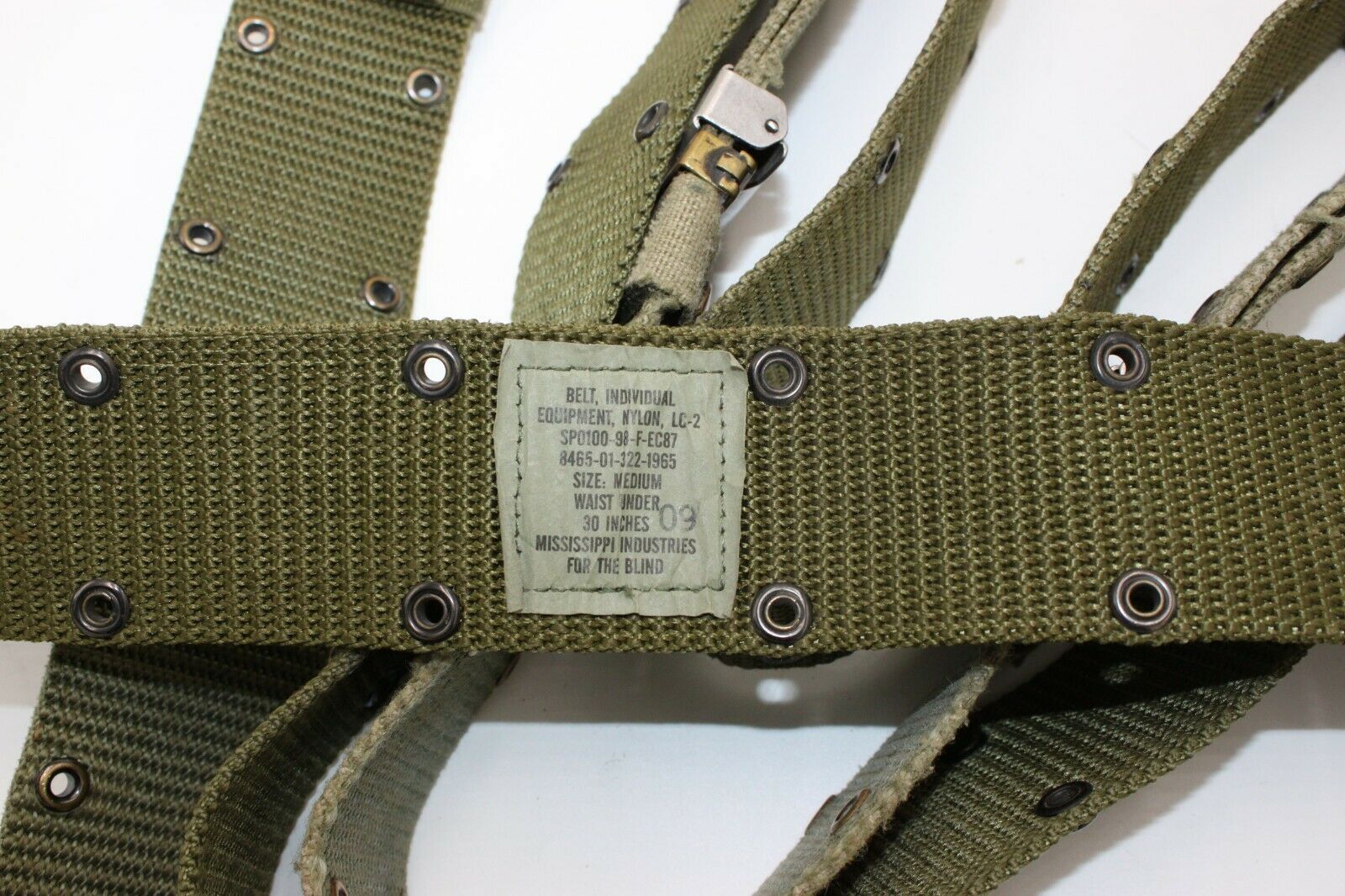 US Military USMC Pistol Web Belt w/ Black LC2 Quick Release Buckle Medium OD USA