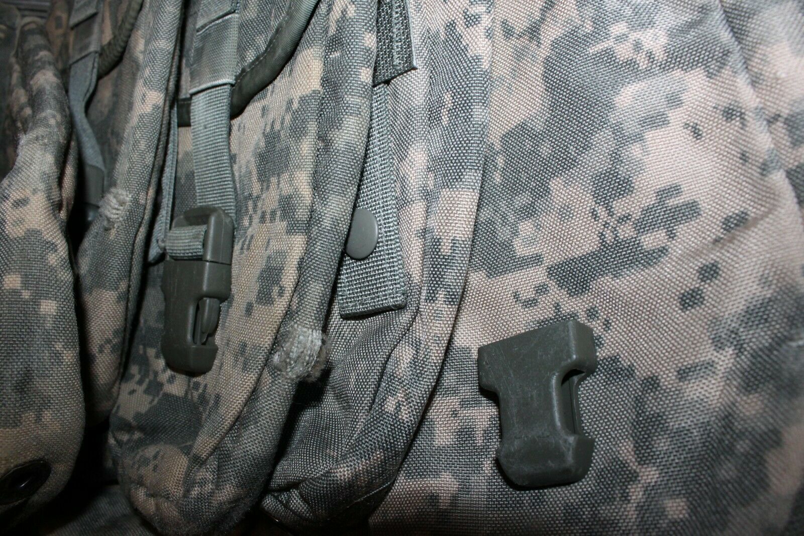 (2) MOLLE Entrenching Tool E-Tool Carrier Pouch ACU Camo First Aid Fanny Pack USA