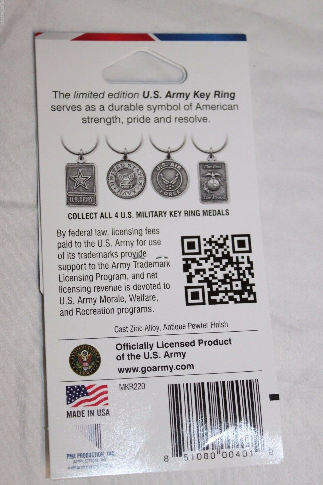 U.S. Army Strong Keychain Key Ring Military USA Medal Emblem Insignia