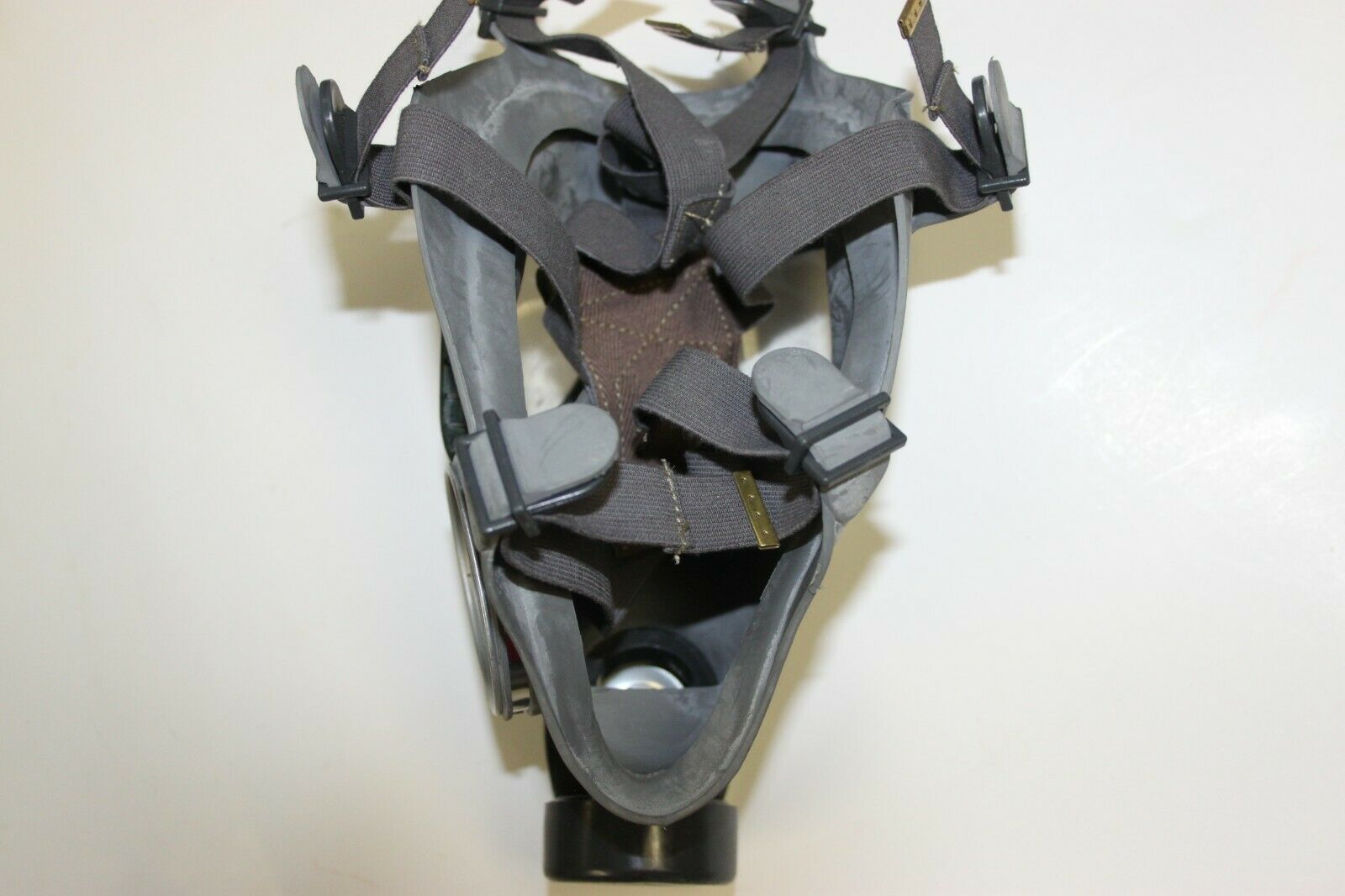 USED Finnish Military M61 Gas Mask Adult NBC w/60MM Filter M9 Style V3 Finland