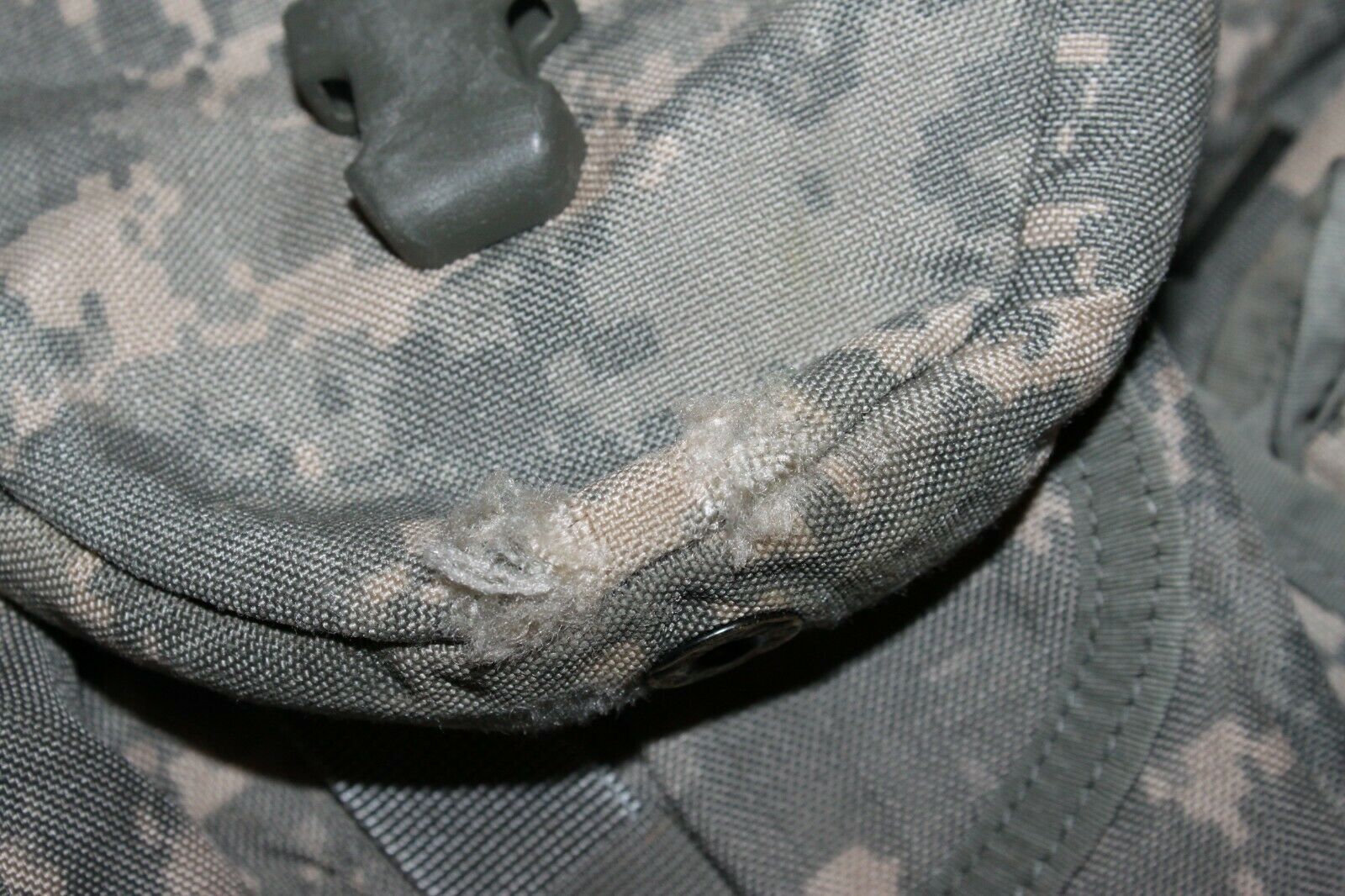 (2) MOLLE Entrenching Tool E-Tool Carrier Pouch ACU Camo First Aid Fanny Pack USA