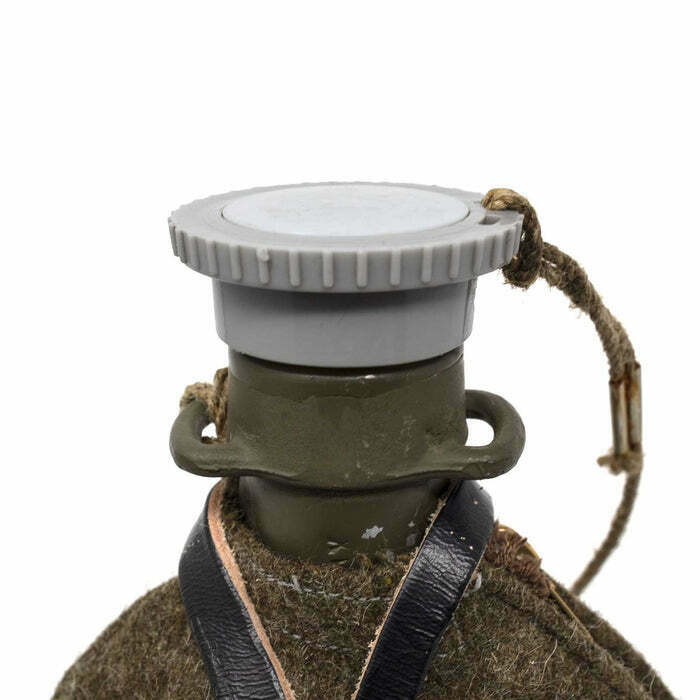 Original Czech Army Drinking Flask M60 Water Bottle Canteen Plastic Plug Stopper