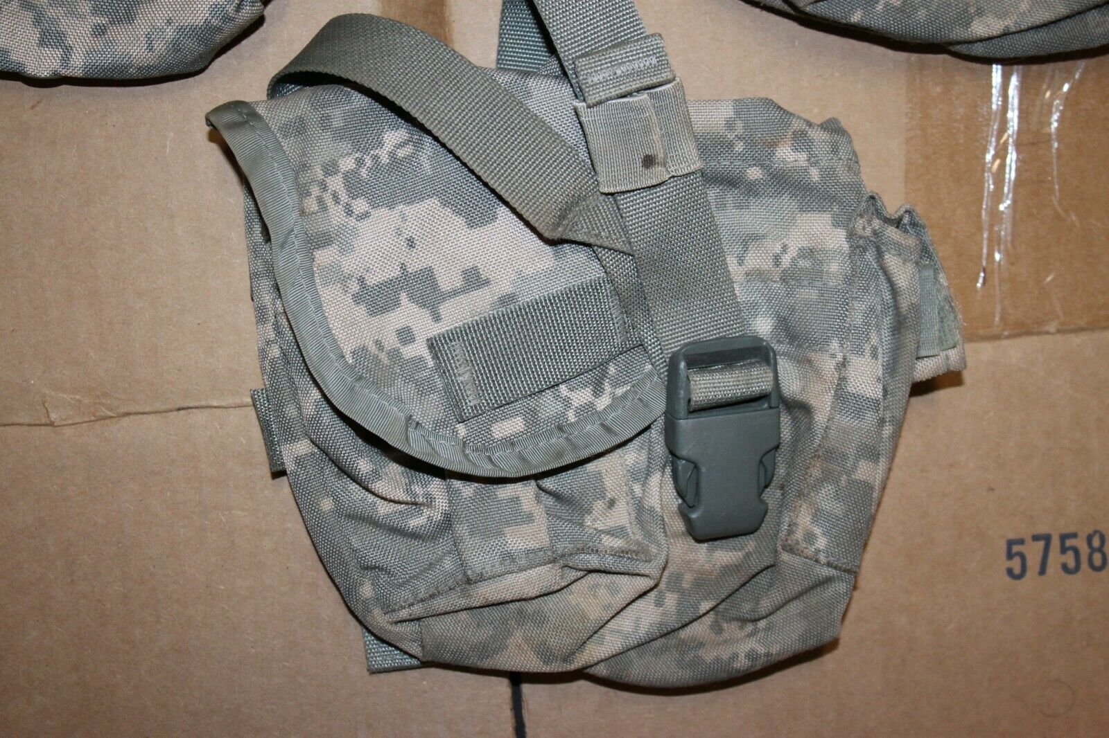 (5) US Military 1 QT MOLLE ACU Camo Canteen Cover Carrier Utility Pouch Damaged