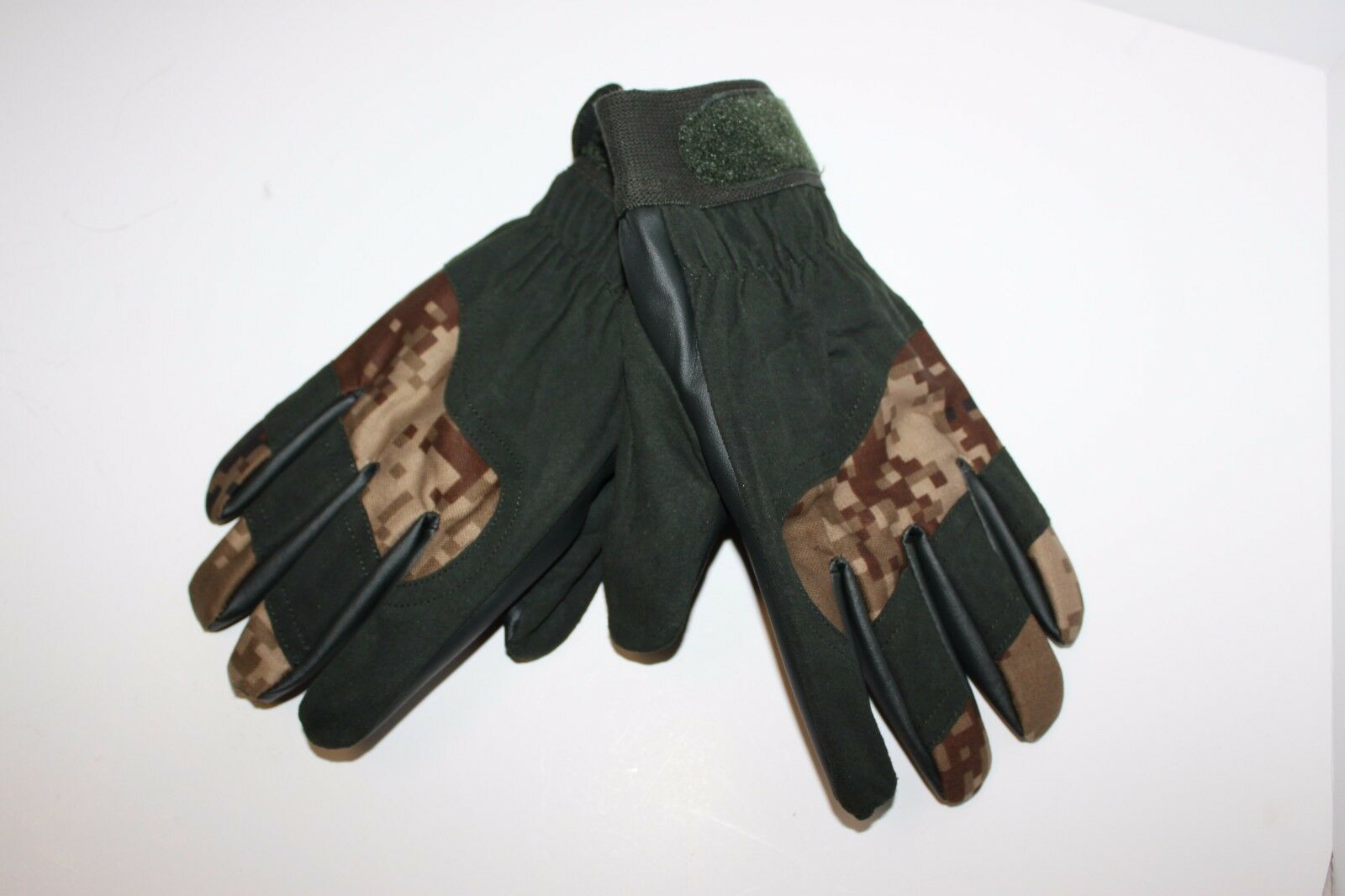 Medium Tan Digital Hunter Green Tactical Gloves Military Style