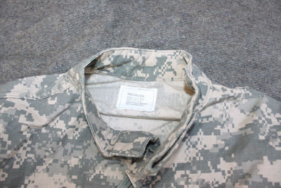 Used US Army Digital BDU Medium Long Uniform Shirt Insect Repellent Bug Resistant ACU