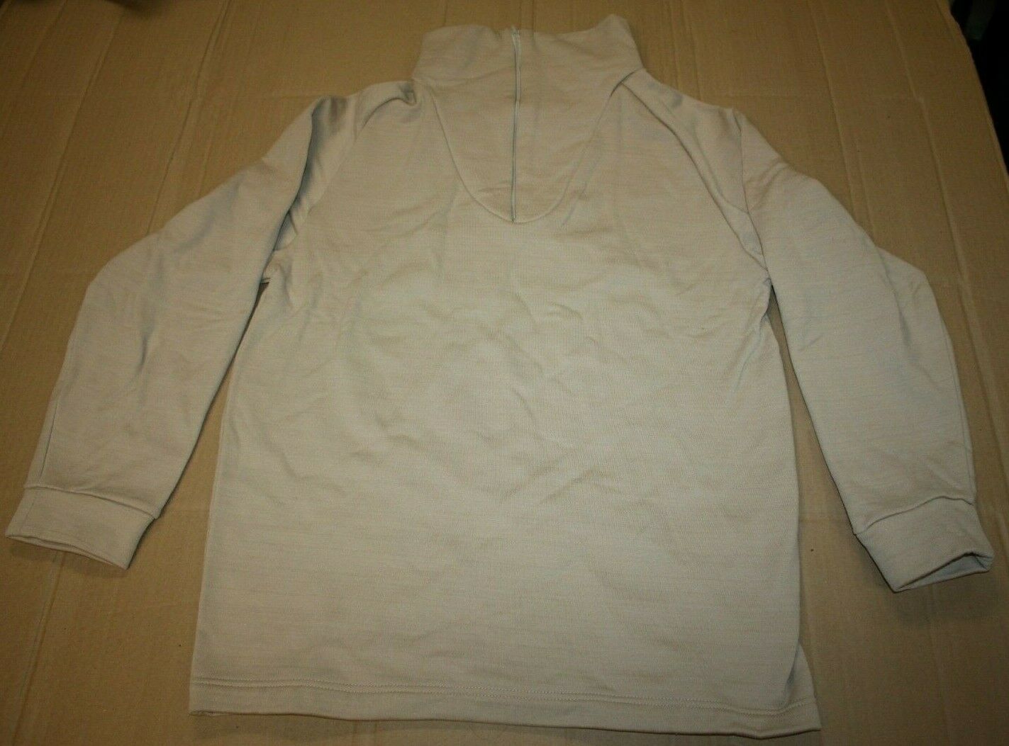 Thermal Undershirt Lightweight Cold Weather Medium Military Style Zipper Tan Top