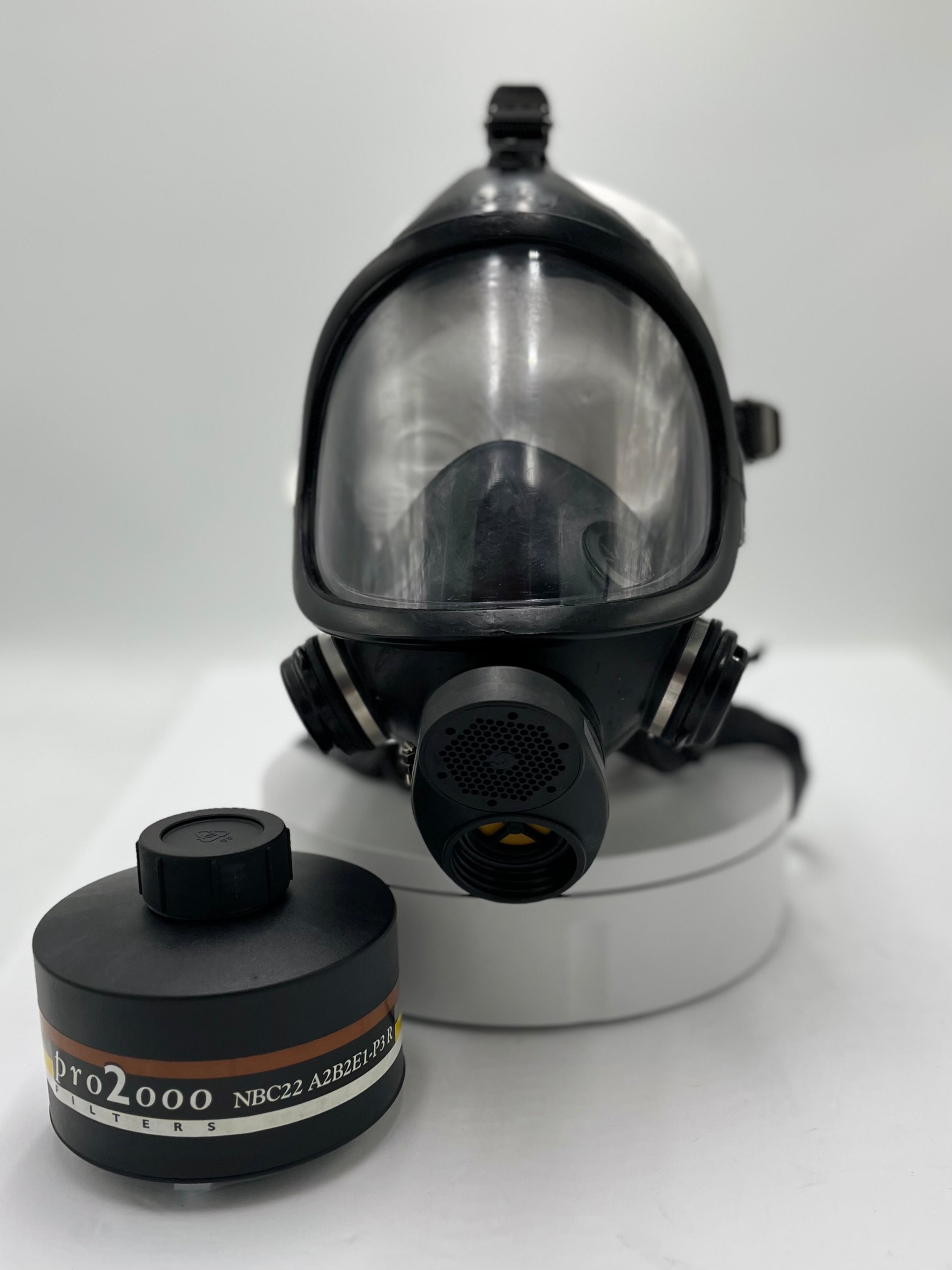 Italian Sekur Military C 607 Gas Masks with Filter & Container