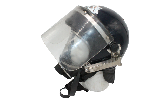 Italian Drager Panorma Nova Riot Gas Mask