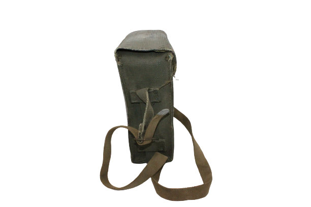 US EE-8 FIELD PHONE W/OD CASE USED