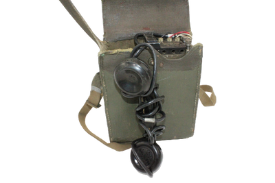 US EE-8 FIELD PHONE W/OD CASE USED