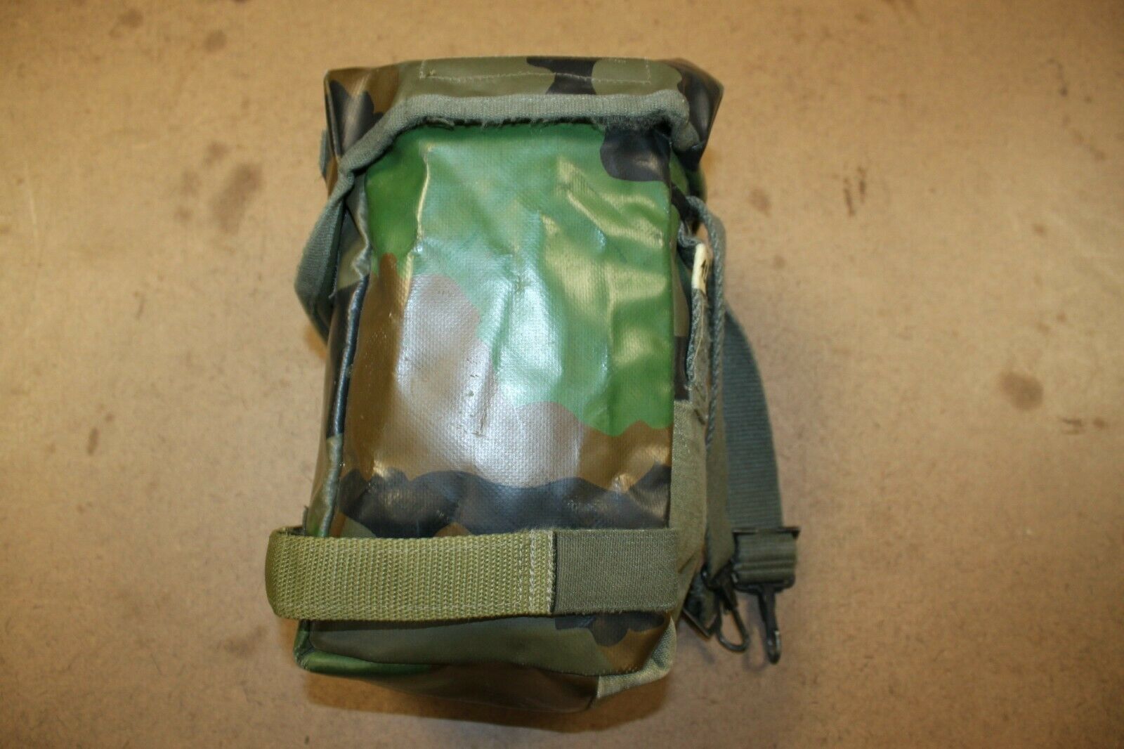 Authentic Military Polish Army Pack Gas Mask Bag Tool Camera Sack Camo Pouch