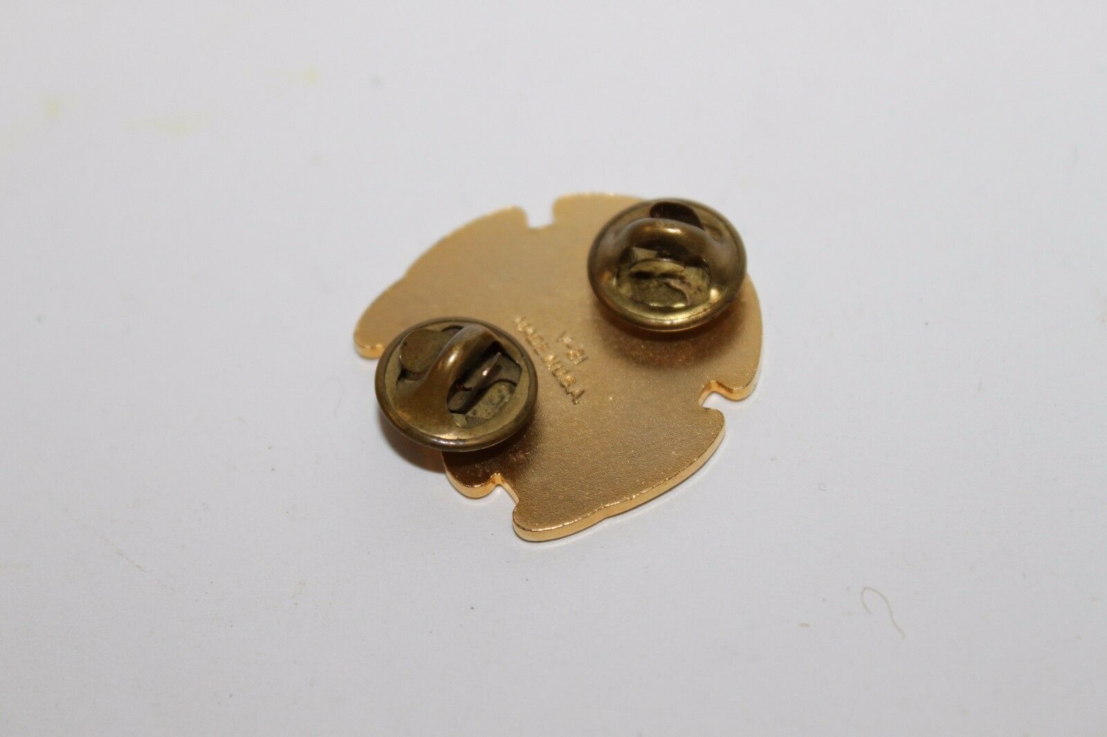 US Military 6th Transportation Battalion Unit Crest Insignia Pin - The Doers USED