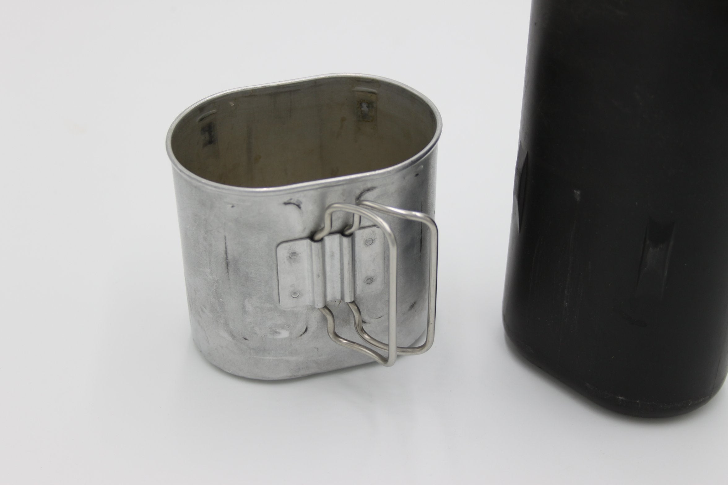 Swiss Military M84 Canteen with Cup