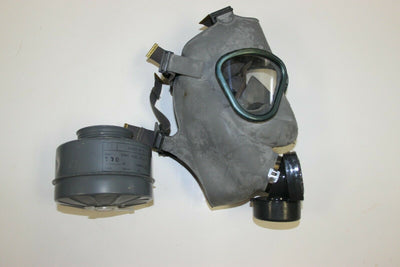 USED Finnish Military M61 Gas Mask Adult NBC w/60MM Filter M9 Style V3 Finland