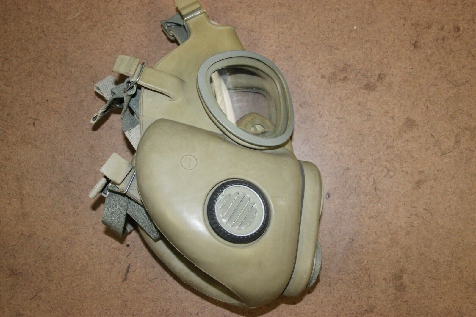 FADED/DISCOLORED USED CZECH M10 GAS MASK WITH INLETS AND FILTERS LOTZ5