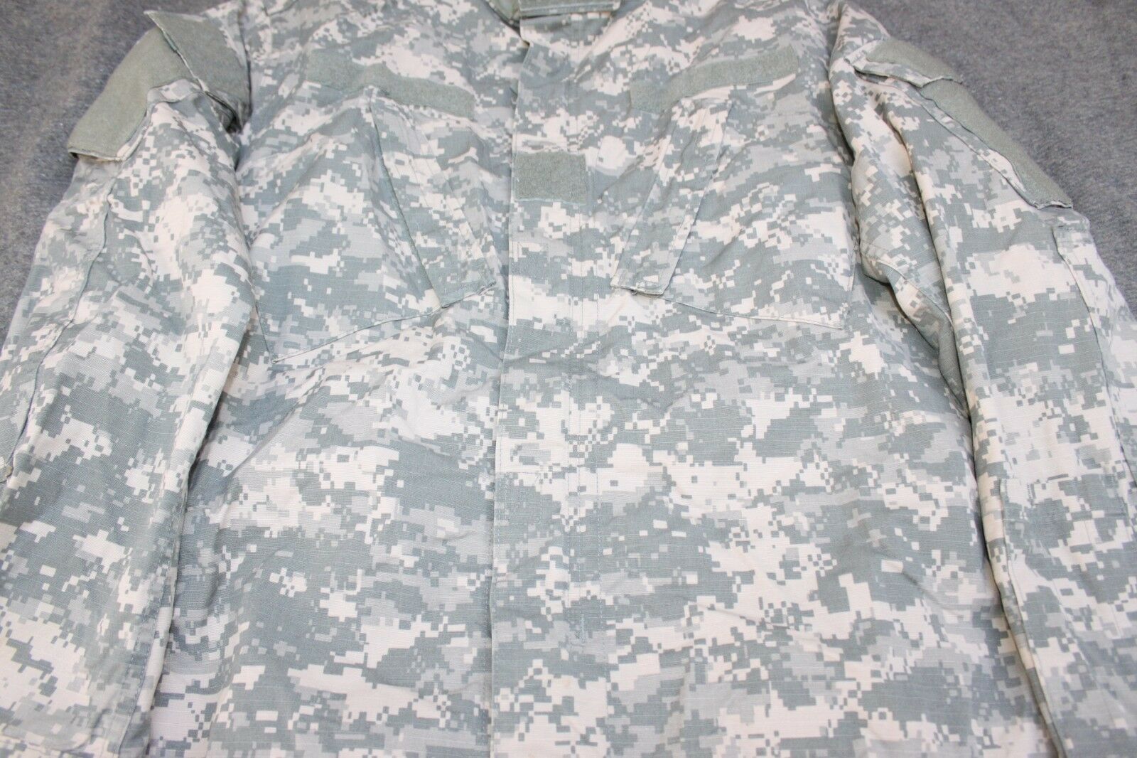 Used US Army Digital BDU Medium Long Uniform Shirt Insect Repellent Bug Resistant ACU