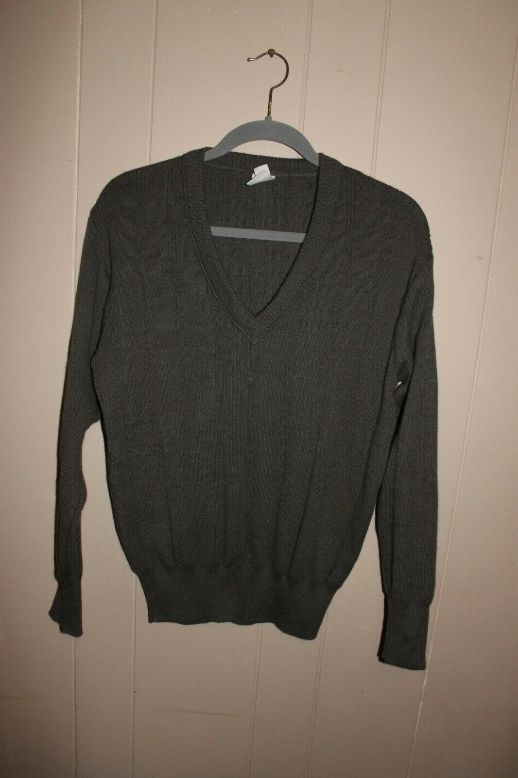 European Military Vintage V-Neck Men's Wool Sweater Officers Dress 48 Large Med (SWA2)